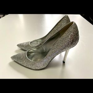 Guess high heels size 8.5